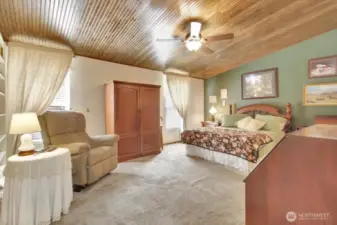 21x14 Primary Bedroom