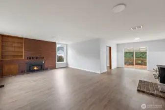 25x15 Living Room.