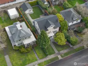 And a great location close to the hospitals, amenities, restaurants and the light rail expansion.