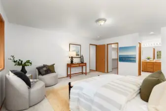 Spacious sitting area in the primary bedroom.