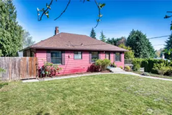 Croquet Sized Front Yard