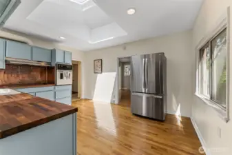 Kitchen view from Utility Room entryway