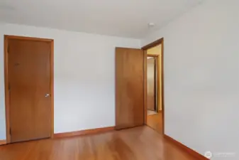 Decluttered