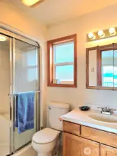 Primary 3/4 Bath