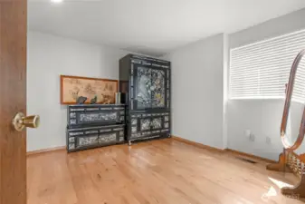 4th bedroom down in daylight basement