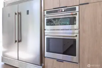 Kitchen - Double Oven