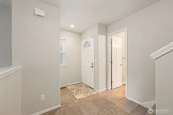 Bright & Cheerful Entry