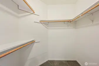 Walk-in Closet