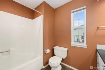 Full Bathroom Upstairs