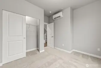 Photographs are for illustrative purposes only. Features, finishes, interior/exterior colors, landscaping and floorplan shown may vary from actual homes built.