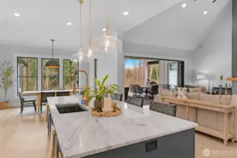 It's hard not to LOVE IT!