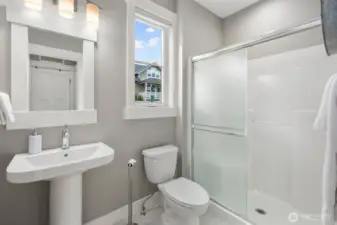 Main floor guest bath