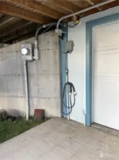 garage door with electric  hookup