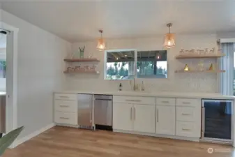 Lower level kitchen/wet bar area