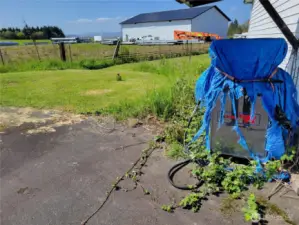 In-Ground 1,000 Gallon Fuel Tank & Pump