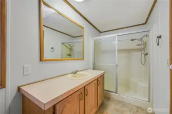 Ensuite Bath
