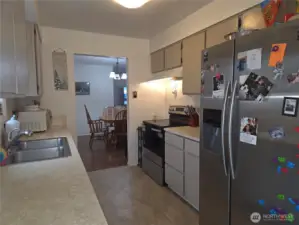 Kitchen from the office to the DR