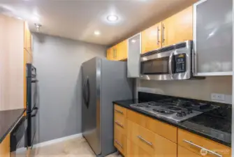 Kitchen, Range, Microwave and Refrigerator