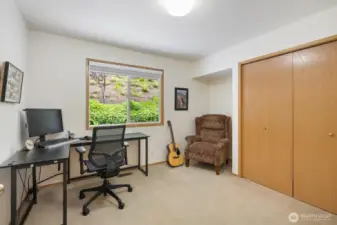 4th bedroom used as second home office
