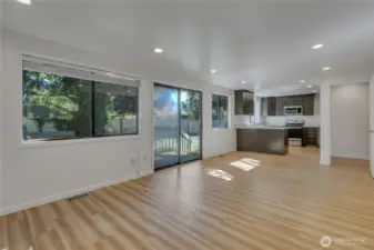 living room/dining room