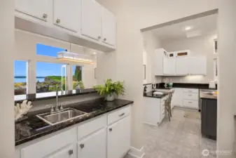 Wet bar and butlers pantry great for entertaining