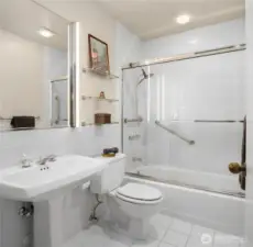Primary ensuite