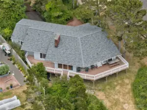 Oceanview 5-bedroom, 3-bath home with 3986 square feet, located on over an acre of Oceanview property. Check out the large walk around deck.