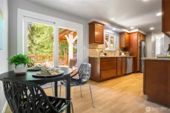 Kitchen Dining area