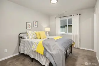 Upper Bedroom #4.