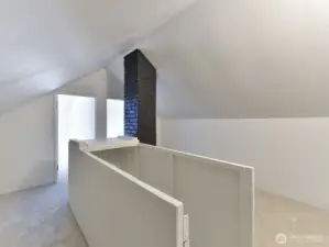 Landing can be divided for an extra bathroom