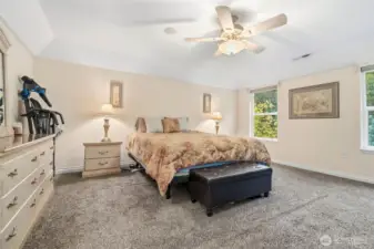 Bedroom, Owner's Suite - Ceiling Fan