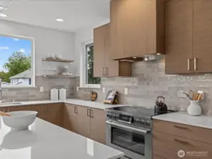 Bosch appliances including induction range