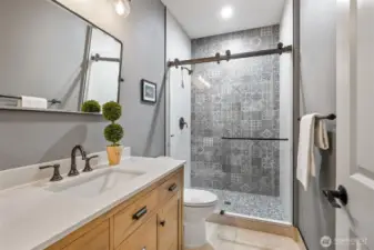 Lower level guest bath.