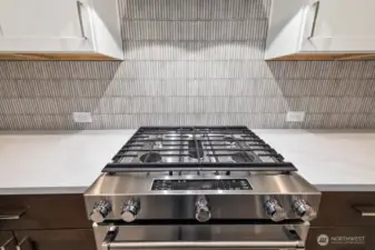 KitchenAid gas range