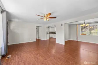 Living room without virtual staging