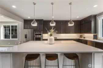 Oversized island with seating