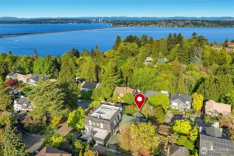 Aerial shot looking to the east. Proximity to Mt. Baker Park and the lakefront beaches.