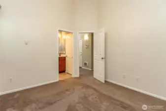bedroom 2 to jack & jill bathroom