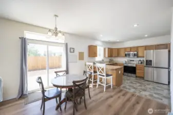 Dining area off kitchen
