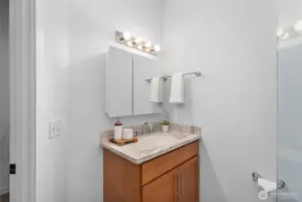 2nd Bathroom