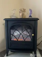 Electric fireplace