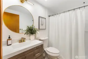 This bathroom has been recently refreshed and modernized