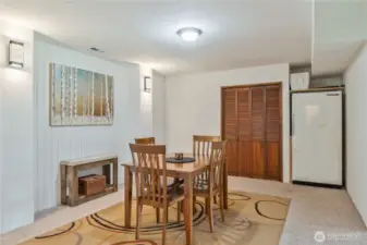 Rec/Bonus room