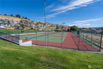 Tennis Courts and Pickle ball courts