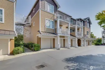 End unit second level