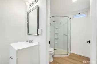 The spotless lower 3/4 bath.