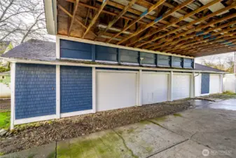 Garage/Shop