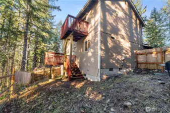 The fenced yard is a canvas for your landscape dreams and space for your people & pets to play