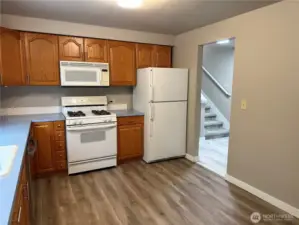 Kitchen w/eating area.