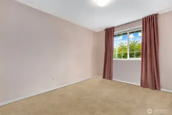 Bedroom 2 - View without Bed